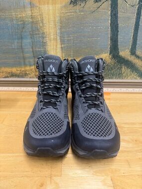 Vasque Breeze LT GTX Men's Gray Hiking Boots, gore-Tex, size 9M